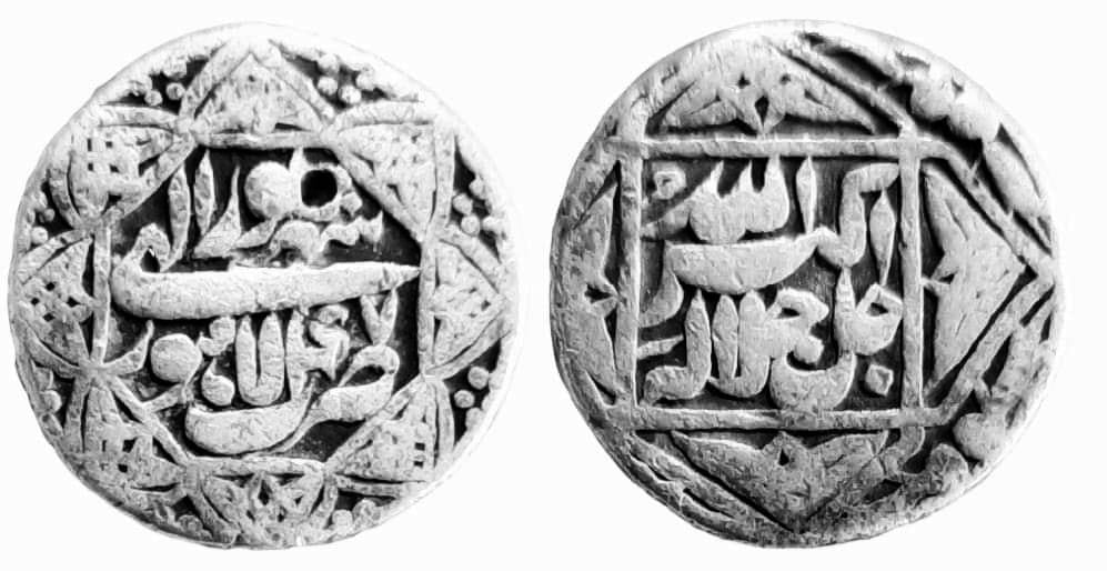 mughal-akbar-ornamental-rare-silver-rupee-lahore-mint-full-mint-ry-47-illahi-month-shehrewar-full-month.jpg Mughal ; Akbar ; Ornamental Rare Silver Rupee ; Lahore Mint ( Full Mint ) ; RY 47 Illahi Month : Shehrewar ( Full Month )
