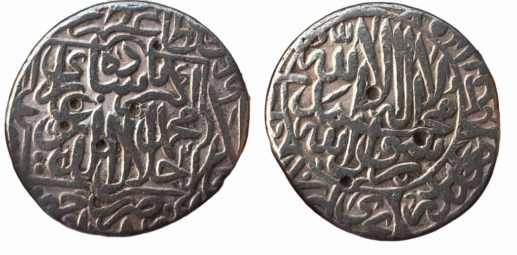 mughal-akbar-large-flan-silver-rupee-mint-hazrat-delhi-kalima-type-ah.jpg Mughal ; Akbar ; Large Flan Silver Rupee ; 11.40 Grams ; Mint ; Hazrat Delhi ; Kalima type ; AH 964 (KM 80.7). Rare.