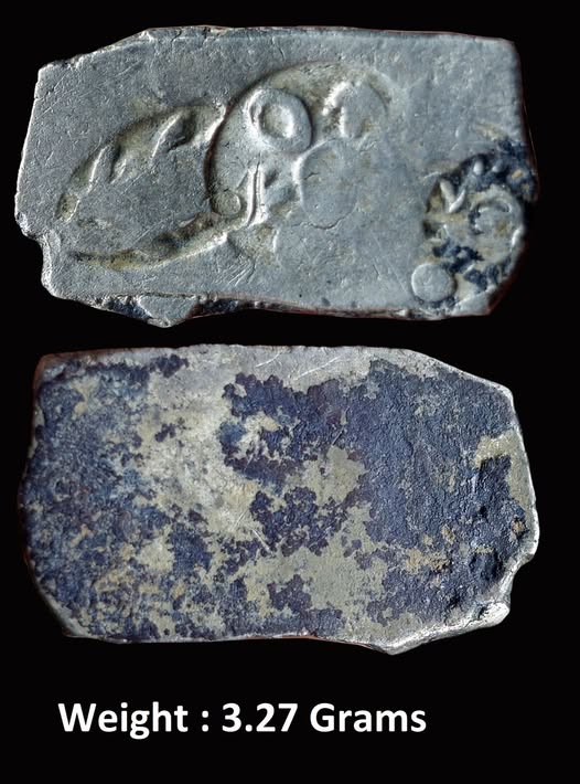 Ancient ; Punch Marked Coinage ; Silver PMC from lower Middle Ganga Valley Magadha Mahajanapada Series 0/1 Transition Dumraon hoard type Silver Karshapana Standard ; 5th Century BC